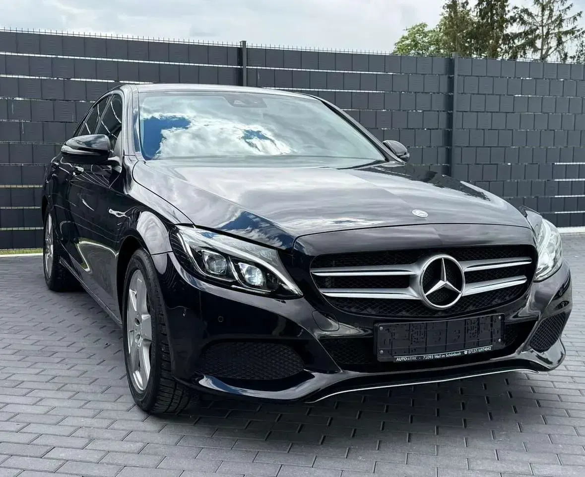 Second-hand Mercedes C180 Avantgarde 156 CP (114 kW) 2016 Negru Berlinǎ