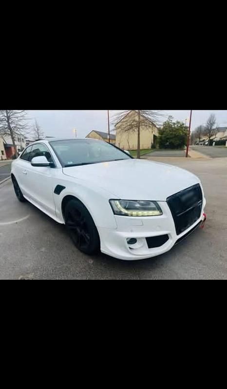 Usata Audi Coupé 400 CV (294 kW) 2010 Bianco Coupé