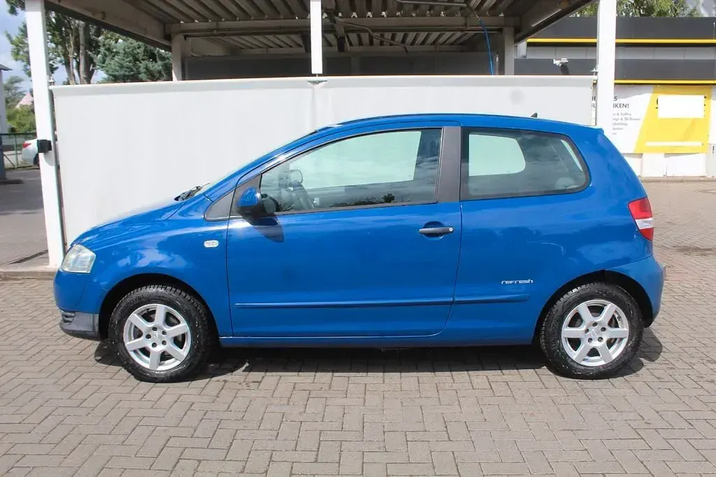 Gebraucht VW Fox Refresh 69 PS (50 kW) 2009 Blau Kleinwagen