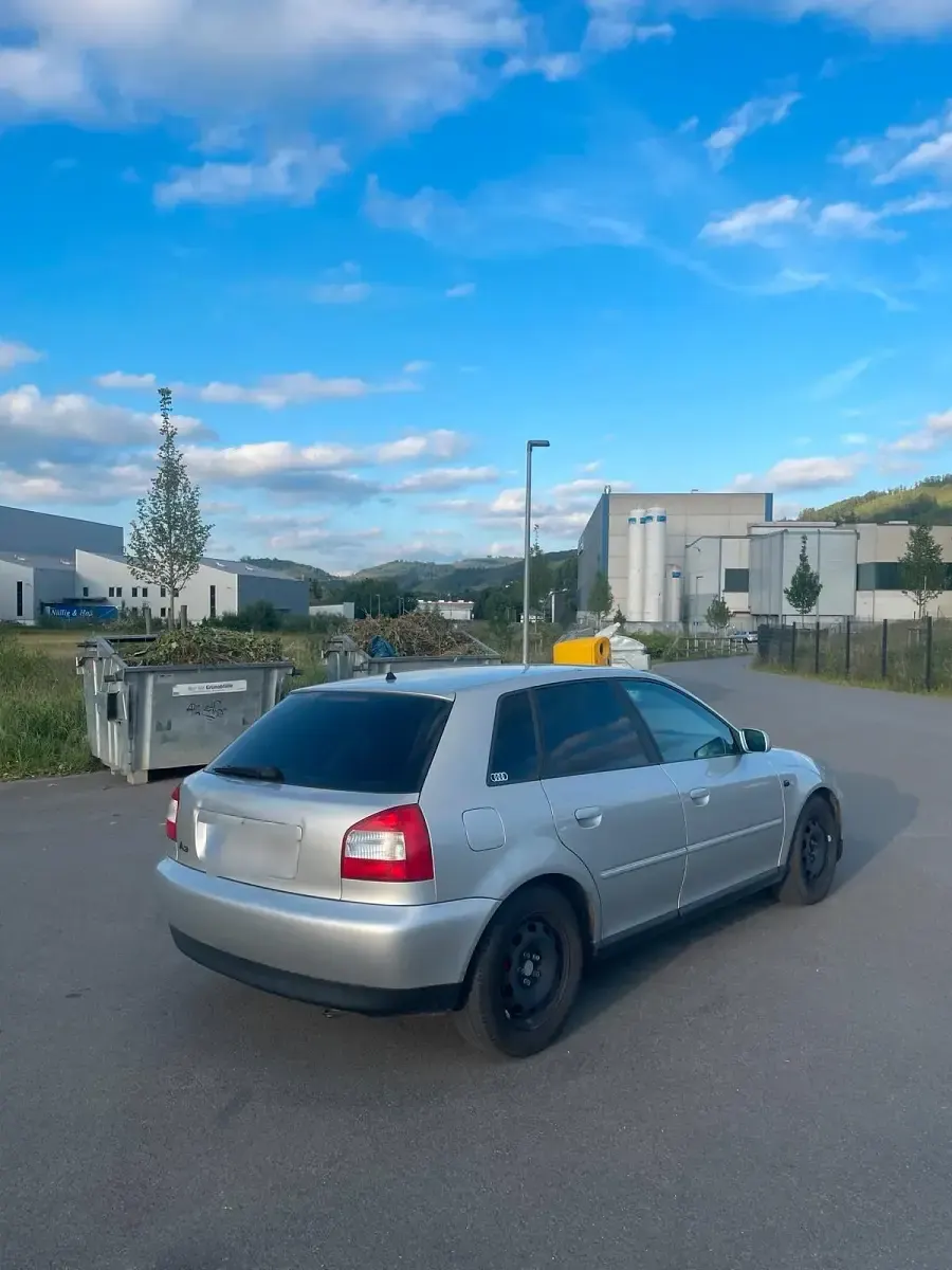 Gebraucht Audi A3 102 PS (75 kW) 2002 Silber Kleinwagen