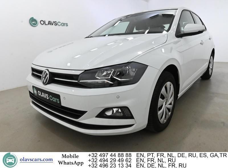 Weiß Gebraucht 2021 VW Polo Comfortline Limousine | 10.225 € (Superpreis) - Bild 1/4