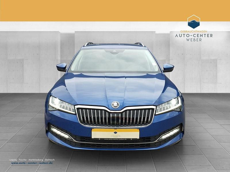Gebraucht Skoda Superb Style 200 PS (147 kW) 2021 Blau Kombi
