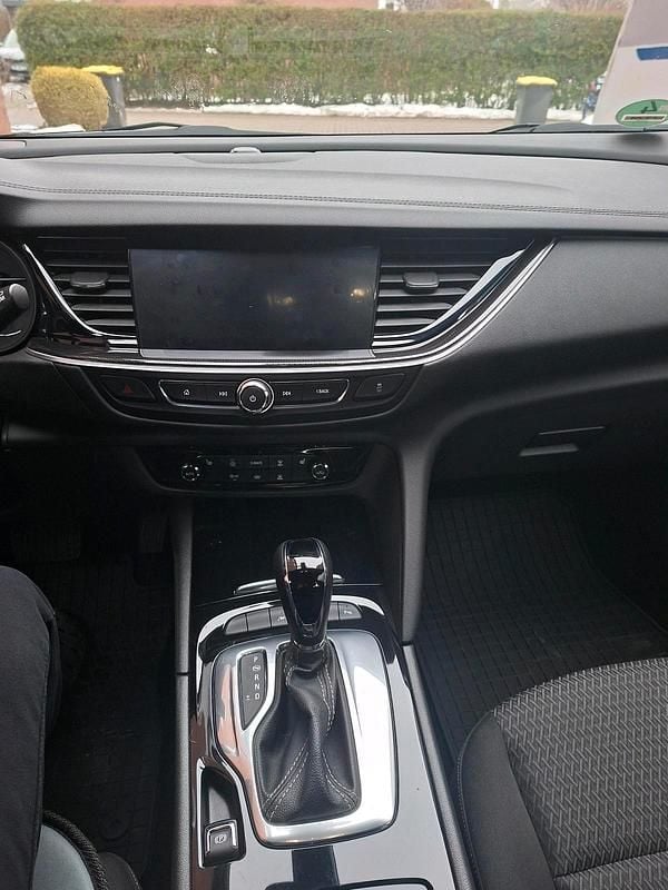 Gebraucht Opel Insignia 174 PS (127 kW) 2022 Silber Kombi