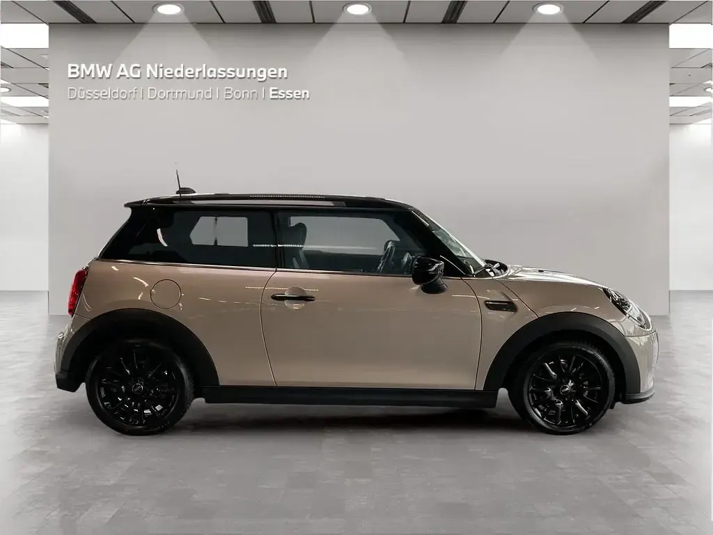 Gebraucht Mini Cooper 136 PS (100 kW) 2024 Grau Kleinwagen