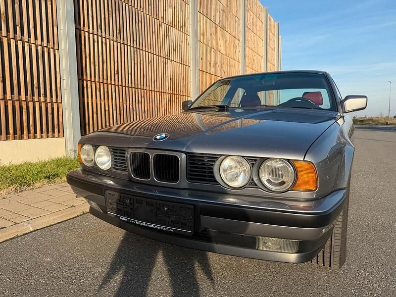 Gebraucht BMW 535 211 PS (155 kW) 1991 Grau Limousine