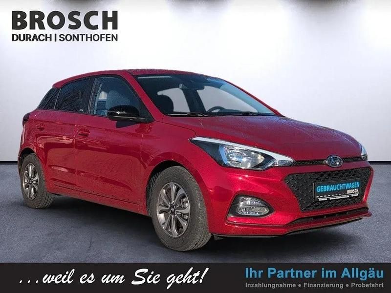 Dragon red Gebraucht 2020 Hyundai i20 Advantage Kleinwagen | 13.912 € (Etwas zu teuer) - Bild 1/1