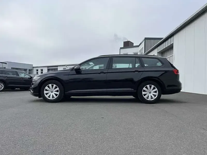 Occasion VW Passat Conceptline 150 ch (110 kW) 2022 Noir Break