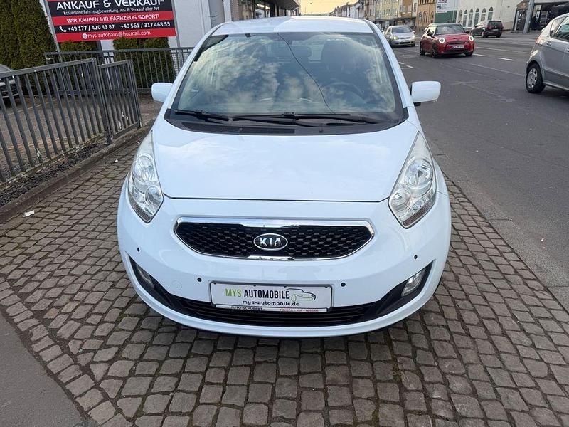 Gebraucht Kia Venga Spirit 125 PS (91 kW) 2012 Weiß Kleinwagen