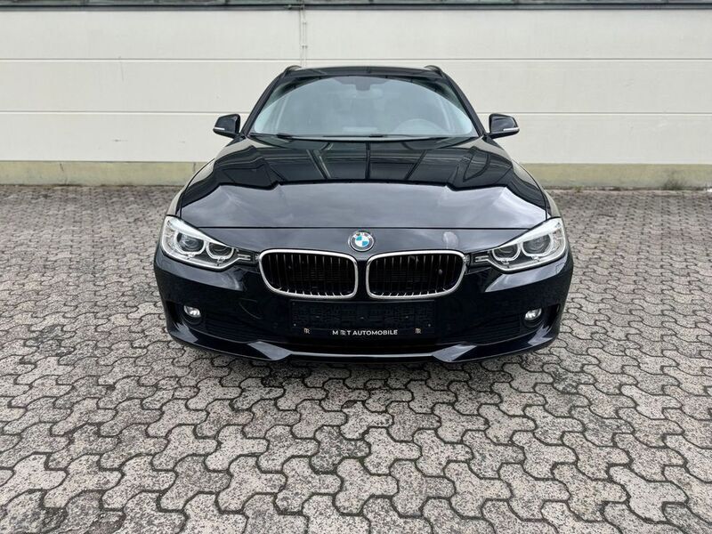 Schwarz Gebraucht 2013 BMW 320 Limousine | 8.900 € (Guter Preis) - Bild 1/4