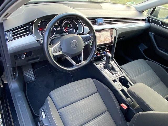 Gebraucht VW Passat Business 150 PS (110 kW) 2022 Schwarz Kombi