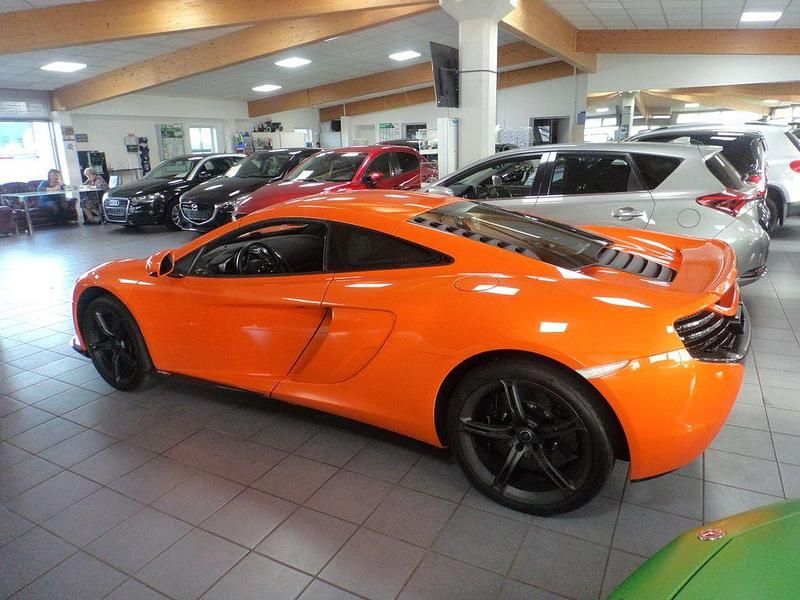 Gebraucht McLaren 650S 650 PS (478 kW) 2016 Orange Coupé