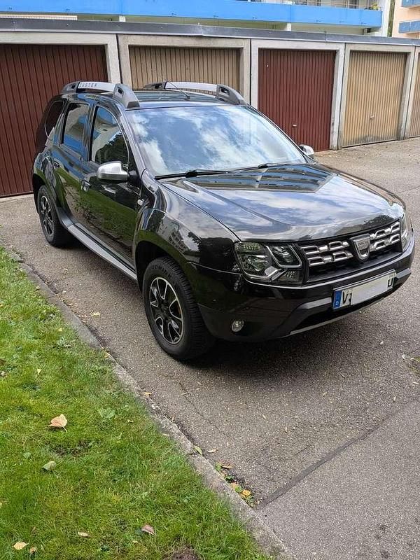Schwarz Gebraucht 2017 Dacia Duster Prestige SUV | 13.800 € (Fairer Preis) - Bild 1/4