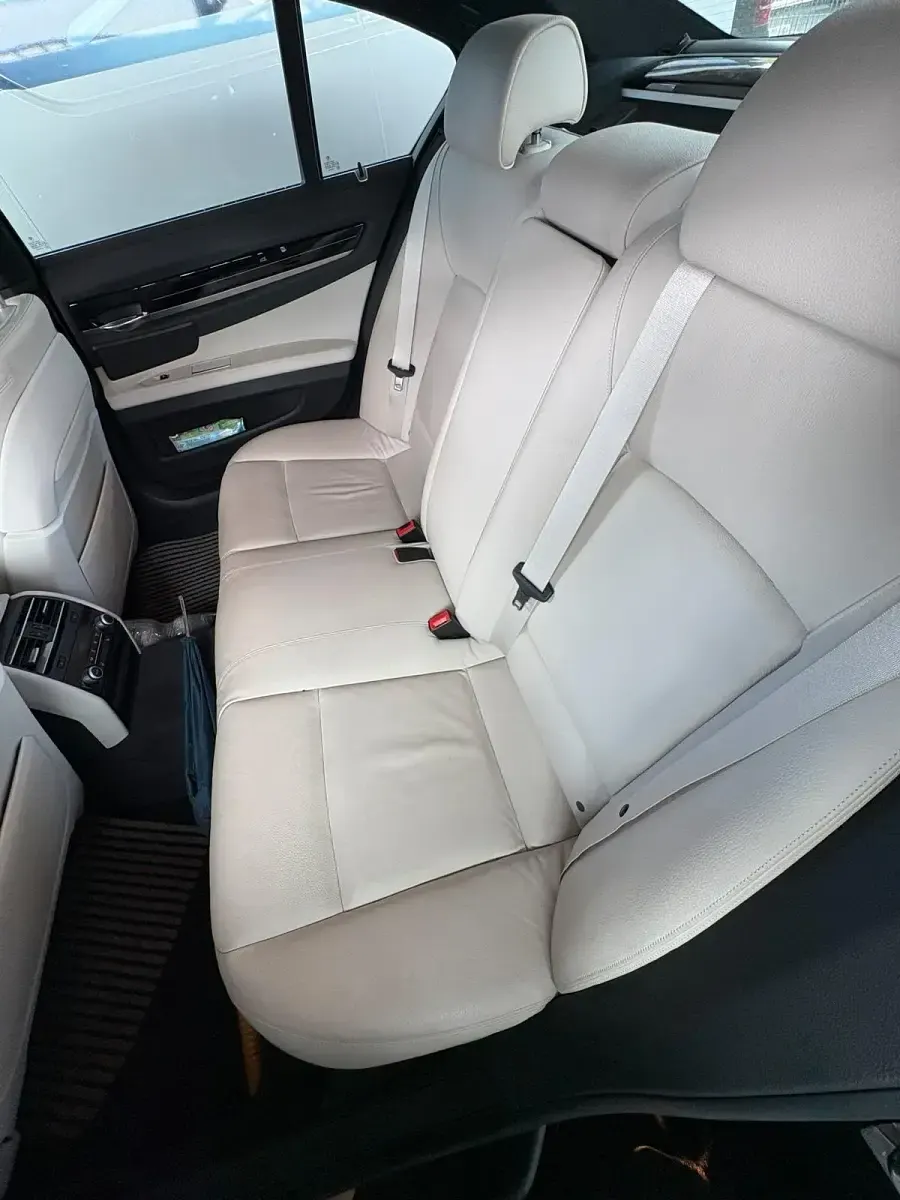 Gebraucht BMW 730 258 PS (189 kW) 2013 Schwarz Limousine