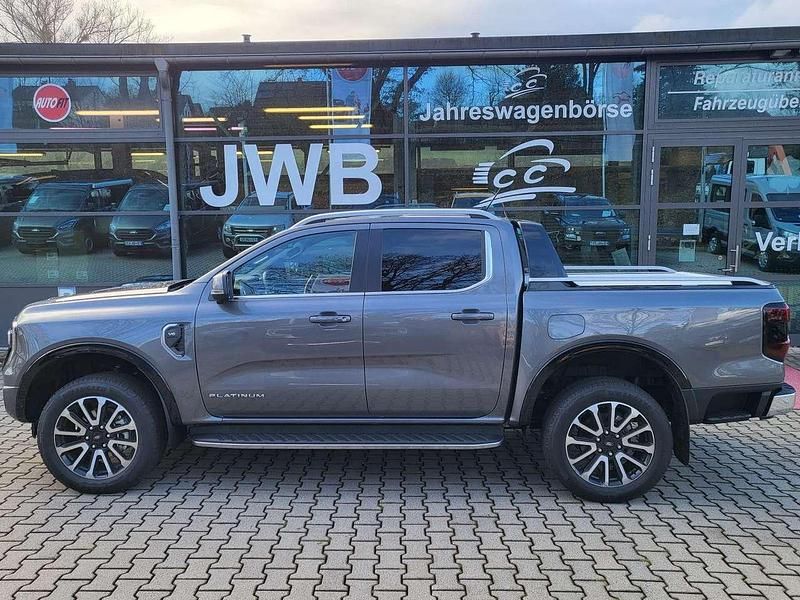 Carbonized grey Gebraucht 2024 Ford Ranger Platinum Abholung | 60.890 € (Fairer Preis) - Bild 1/4