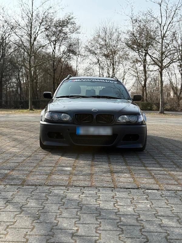 Gebraucht BMW 330 231 PS (169 kW) 2003 Schwarz Kombi