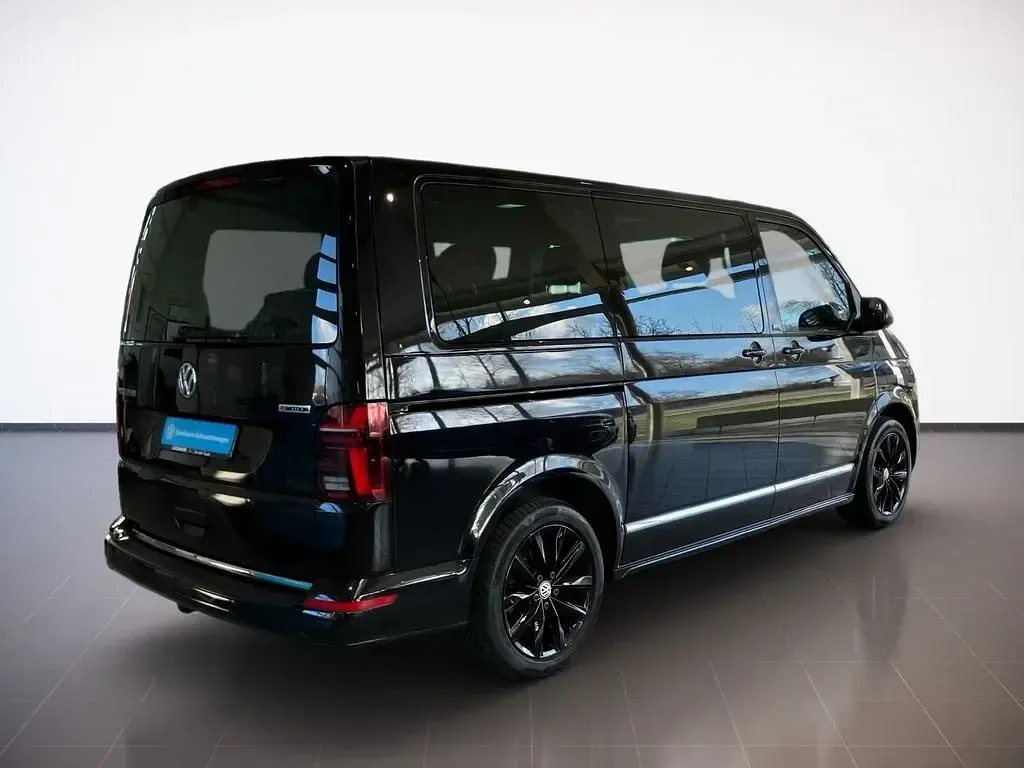 Usado VW T6.1 Generation Six 204 HP (150 kW) 2022 Preto Van