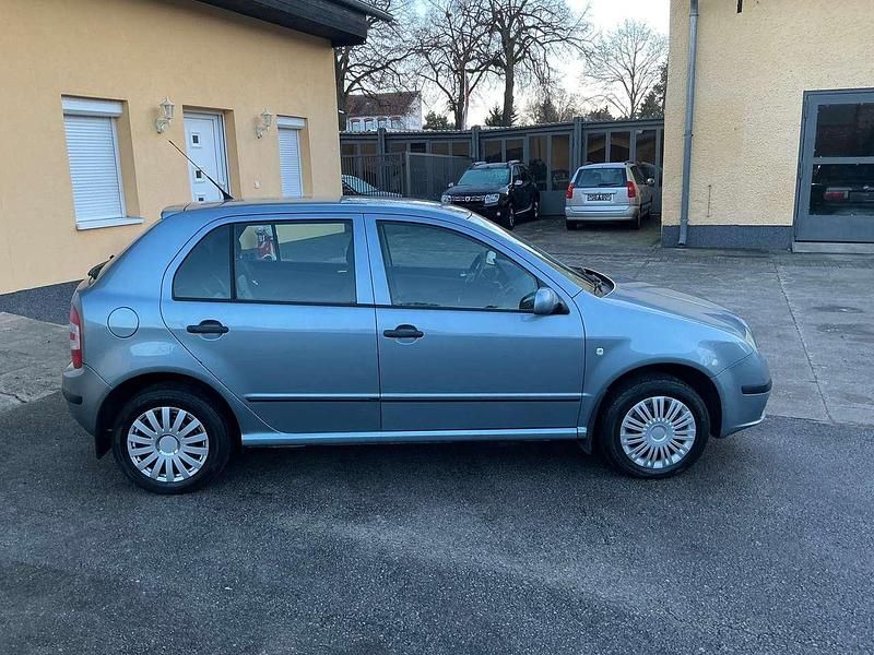 Gebraucht Skoda Fabia Cool Edition 75 PS (55 kW) 2006 Blau Limousine