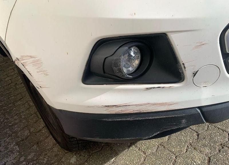 Gebraucht Ford Ecosport Titanium 125 PS (91 kW) 2015 Weiß SUV