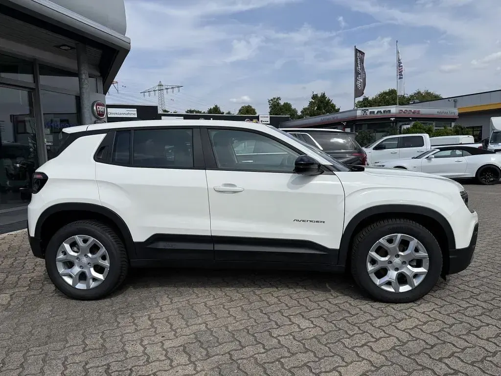 Gebraucht Jeep Avenger Altitude 101 PS (74 kW) 2025 Weiß SUV