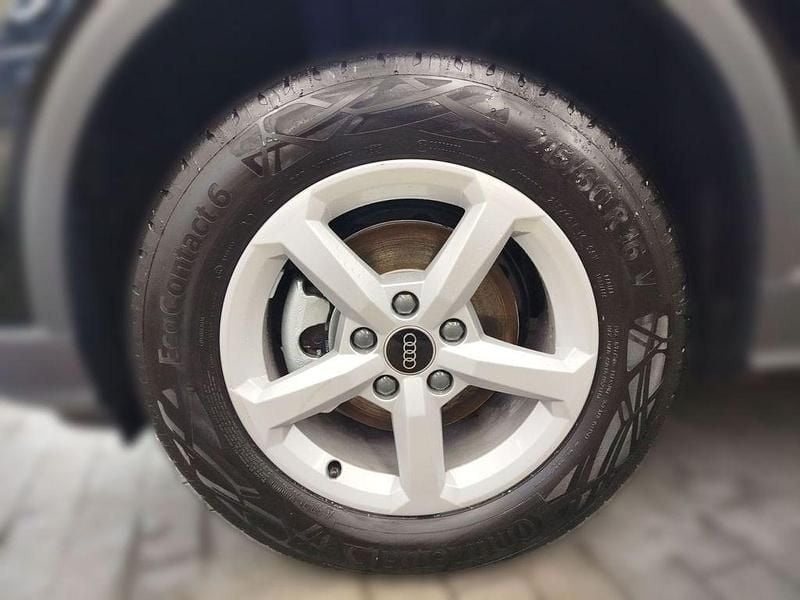 Gebraucht Audi Q2 116 PS (85 kW) 2026 Schwarz SUV