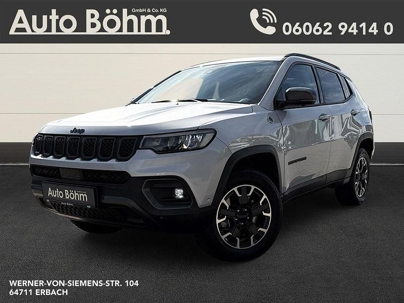 Silber Gebraucht 2022 Jeep Compass Trailhawk SUV | 27.330 € (Guter Preis) - Bild 1/4