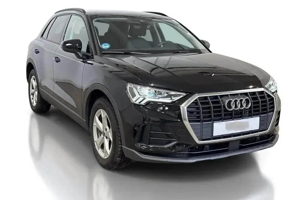 Gebraucht Audi Q3 Ambiente 243 PS (178 kW) 2023 Schwarz SUV