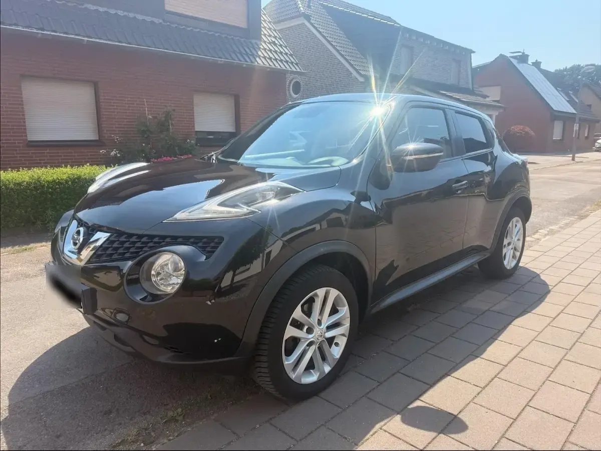 Gebraucht Nissan Juke 117 PS (86 kW) 2015 Schwarz SUV