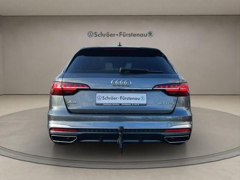 Gebraucht Audi A4 S-Line 204 PS (150 kW) 2022 Grau Kombi