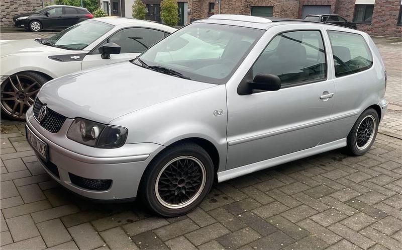 Silber Gebraucht 2001 VW Polo Kleinwagen | 500 € (Superpreis) - Bild 1/3