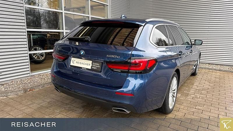 Gebraucht BMW 530e Efficient Dynamics 292 PS (214 kW) 2022 Phytonicblau Kombi