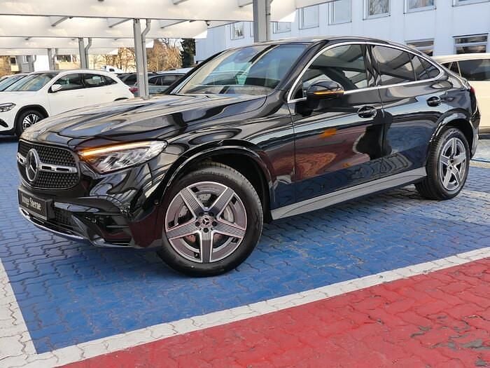Unilack schwarz uni Gebraucht 2025 Mercedes GLC300 AMG Coupé | 62.890 € (Superpreis) - Bild 1/4
