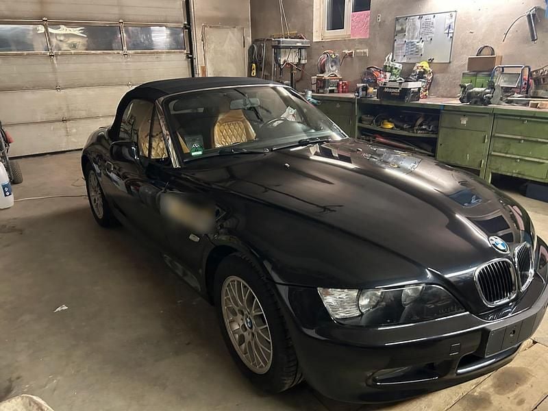 Gebraucht BMW Z3 118 PS (86 kW) 1999 Schwarz Cabrio