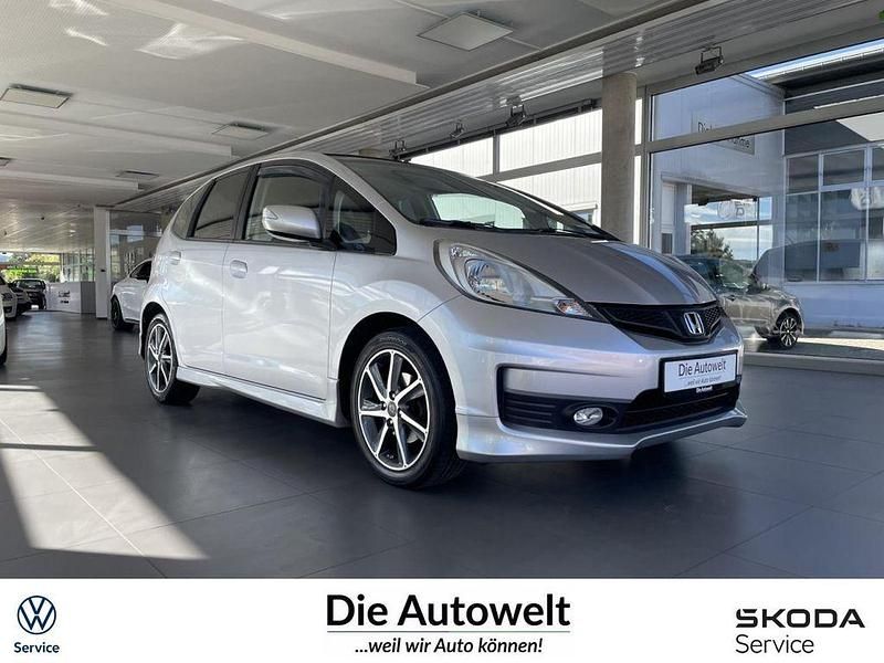 Alabaster silv (silber) Gebraucht 2015 Honda Jazz SI Kleinwagen | 9.980 € (Teuer) - Bild 1/4