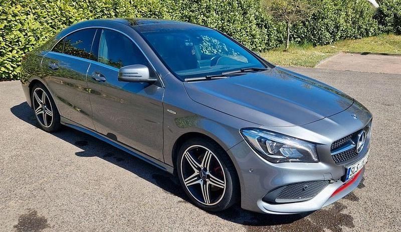 Gebraucht Mercedes CLA250 Edition 218 PS (160 kW) 2017 Grau Limousine