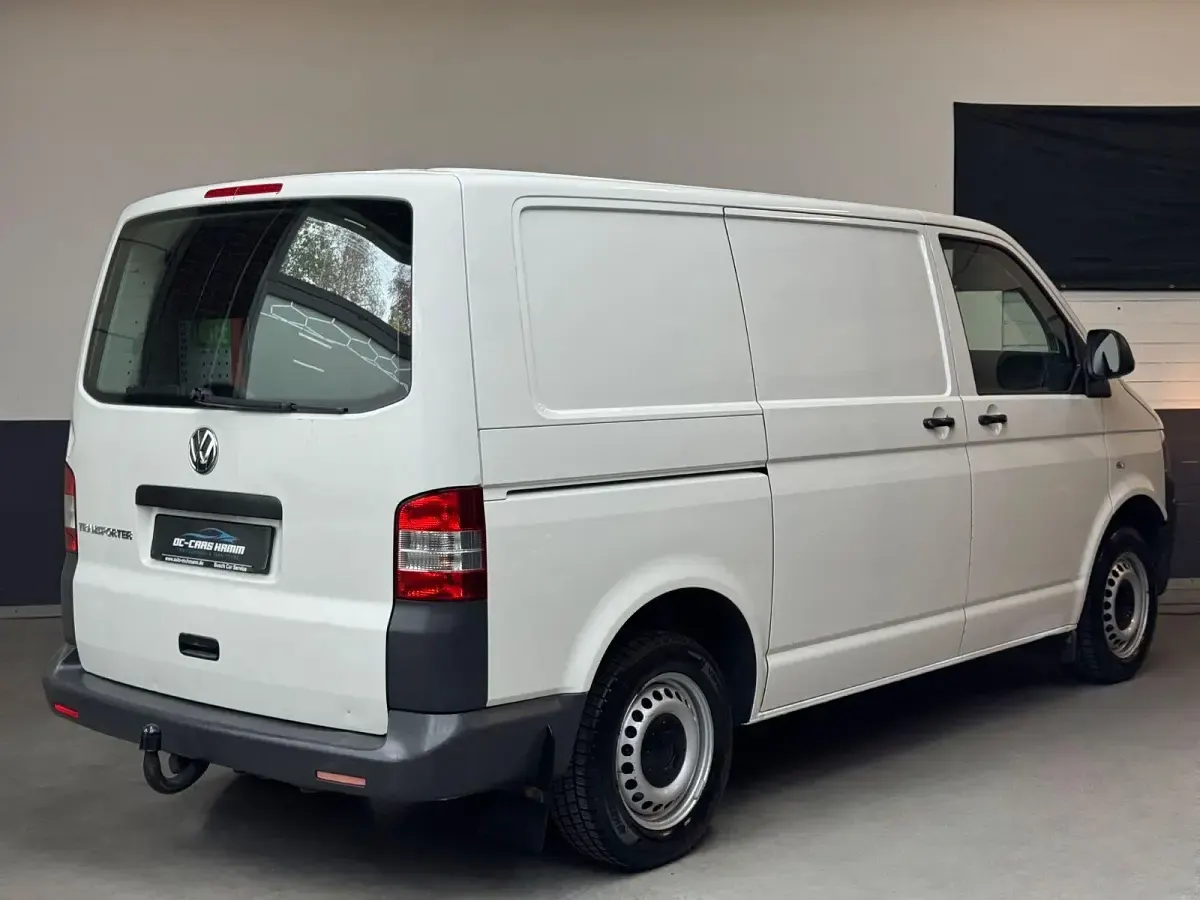 Gebraucht VW T5 102 PS (75 kW) 2011 Weiß Van