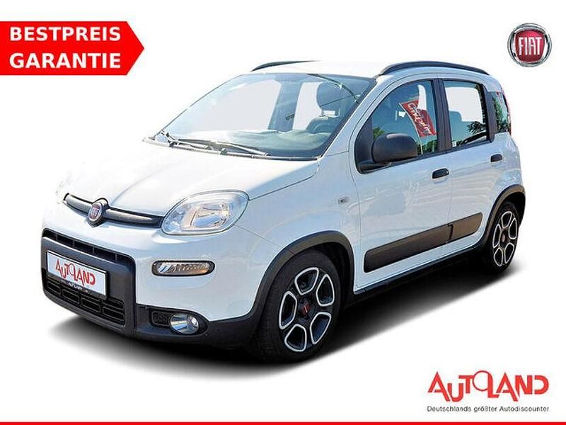 Weiss Gebraucht 2020 Fiat Panda City Life Kleinwagen | 11.990 € (Teuer) - Bild 1/4