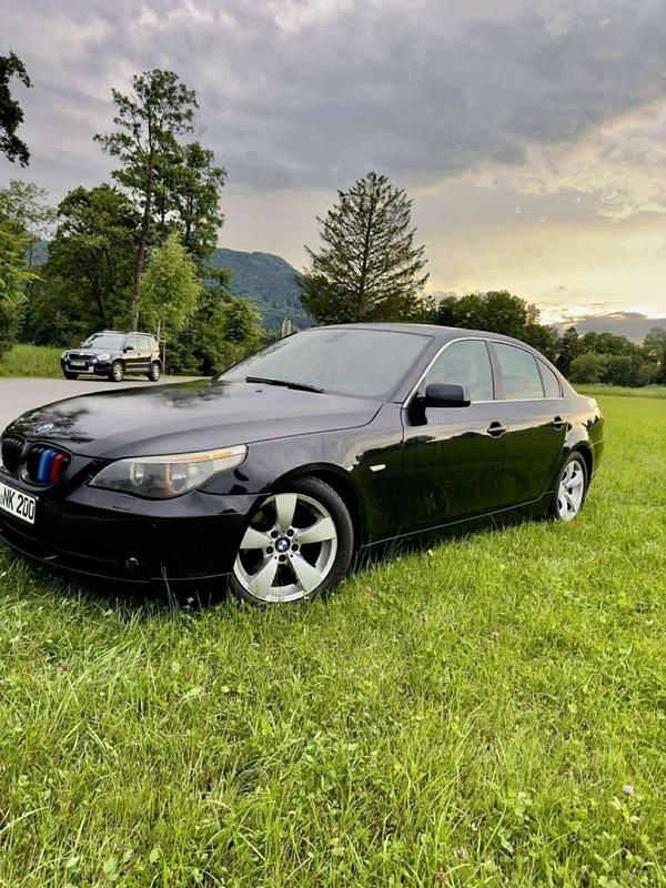 Gebraucht BMW 520 170 PS (125 kW) 2004 Schwarz Kombi