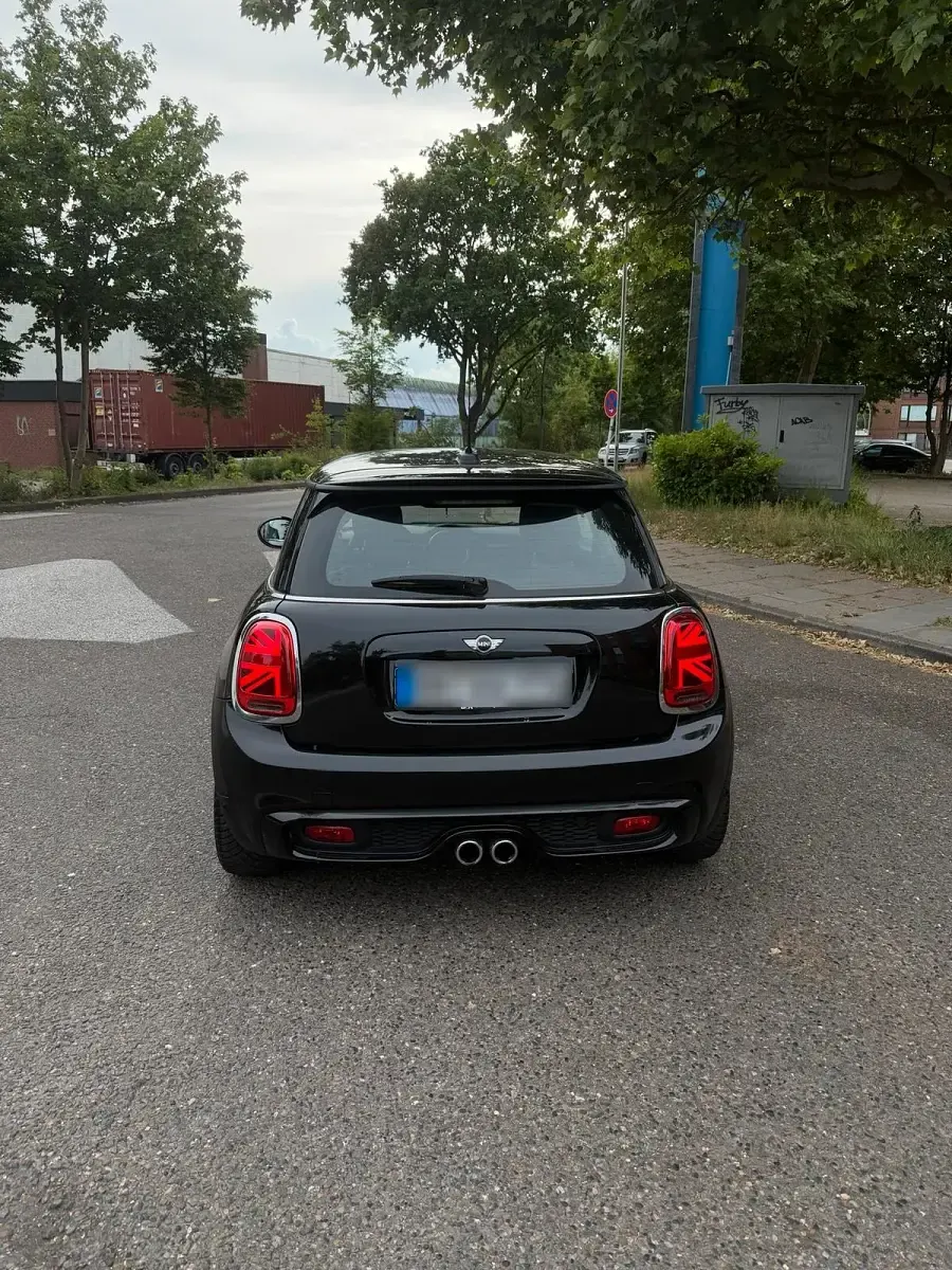 Gebraucht Mini Cooper S 192 PS (141 kW) 2017 Schwarz Kleinwagen
