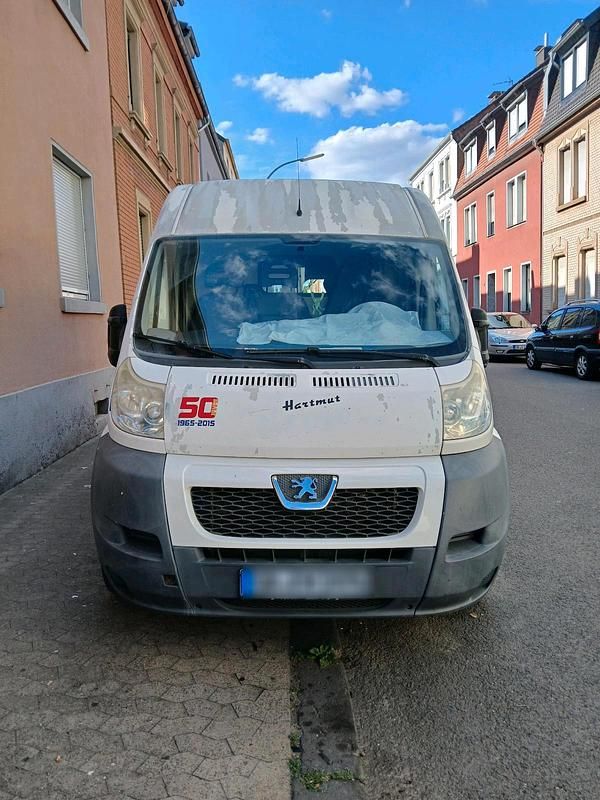 Weiß Gebraucht 2011 Peugeot Boxer Van | 6.000 € - Bild 1/4