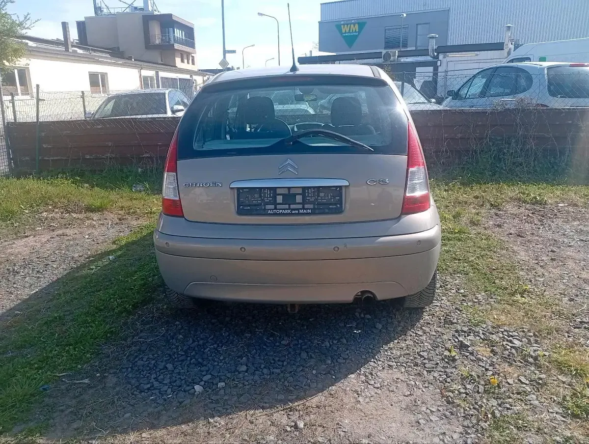 Gebraucht Citroën C3 76 PS (55 kW) 2009 Gold Kleinwagen