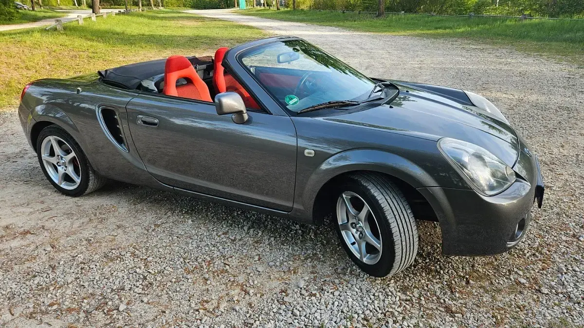 Gebraucht Toyota MR2 140 PS (102 kW) 2005 Grau Cabrio