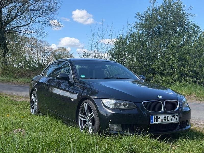 Gebraucht BMW 320 Cabriolet 170 PS (125 kW) 2007 Schwarz Cabrio