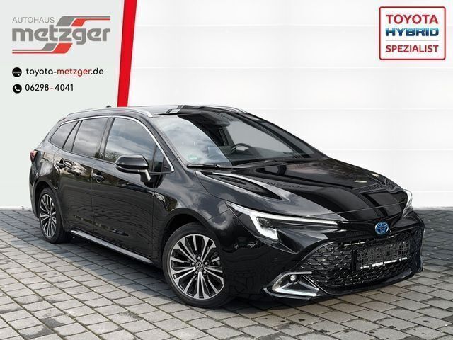 Gebraucht Toyota Corolla Team 140 PS (102 kW) 2023 Schwarz Kombi