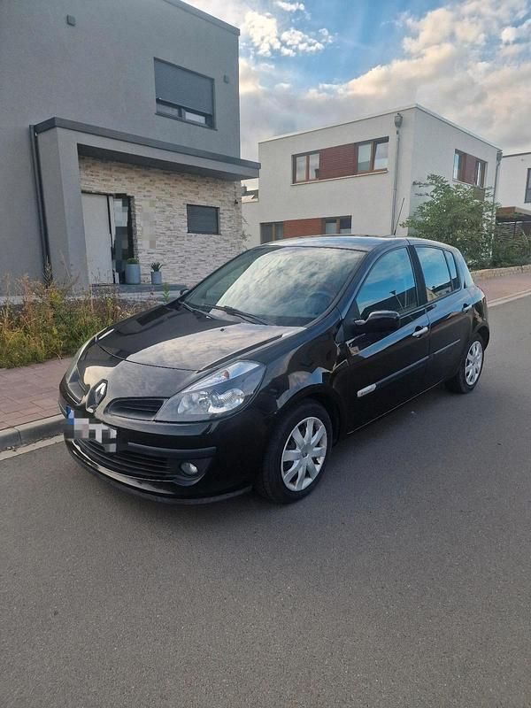 Schwarz Gebraucht 2007 Renault Clio II Limousine | 2.950 € (Fairer Preis) - Bild 1/4