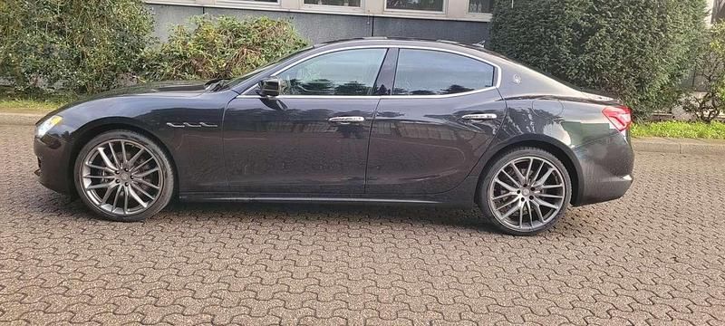 Gebraucht Maserati Ghibli 275 PS (202 kW) 2020 Schwarz Limousine