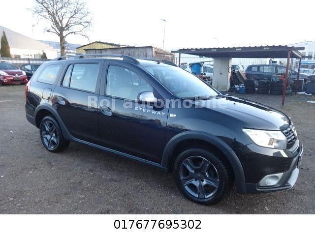 Gebraucht Dacia Logan MCV Celebration 90 PS (66 kW) 2017 Schwarz Kombi