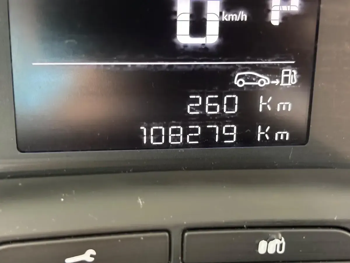 Gebraucht Opel Crossland X 110 PS (80 kW) 2018 Rot SUV
