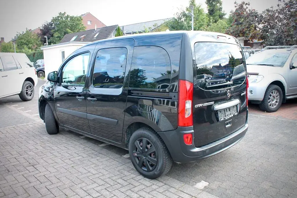 Gebraucht Mercedes Citan 109 95 PS (69 kW) 2016 Schwarz Van / Kleinbus