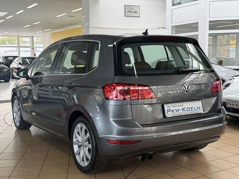 Usado VW Golf VII Highline 150 HP (110 kW) 2017 Andere Sedan