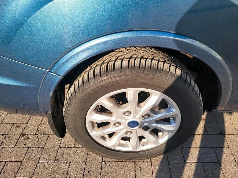 Gebraucht Ford Tourneo 170 PS (125 kW) 2019 Blau Van / Kleinbus